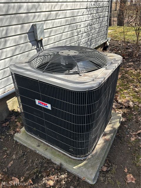 Tiny photo for 187 Park Court, Wadsworth, OH 44281 (MLS # 5190392)