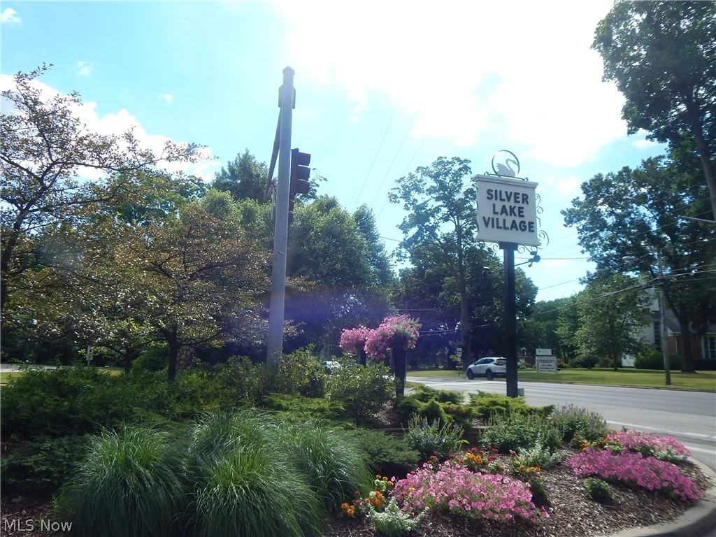 Silver Lake Parkwood - Residential