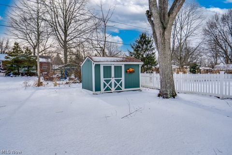 Tiny photo for 37518 Arlington Drive, Willoughby, OH 44094 (MLS # 5188028)