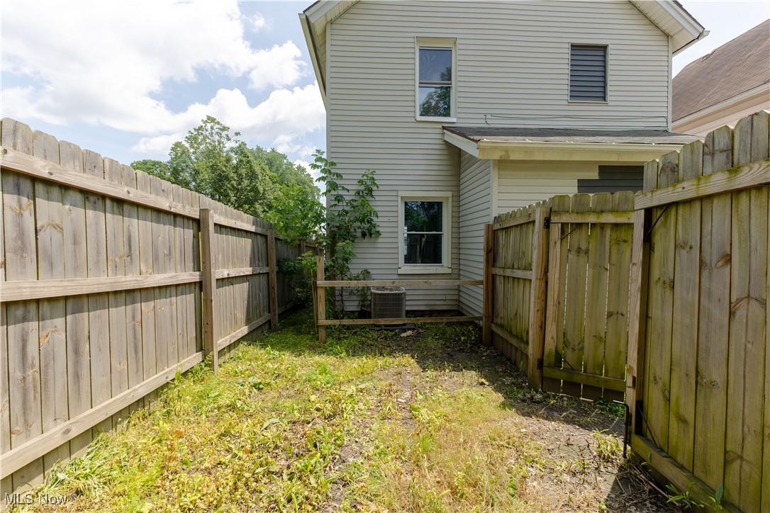 City/Youngstown - Residential