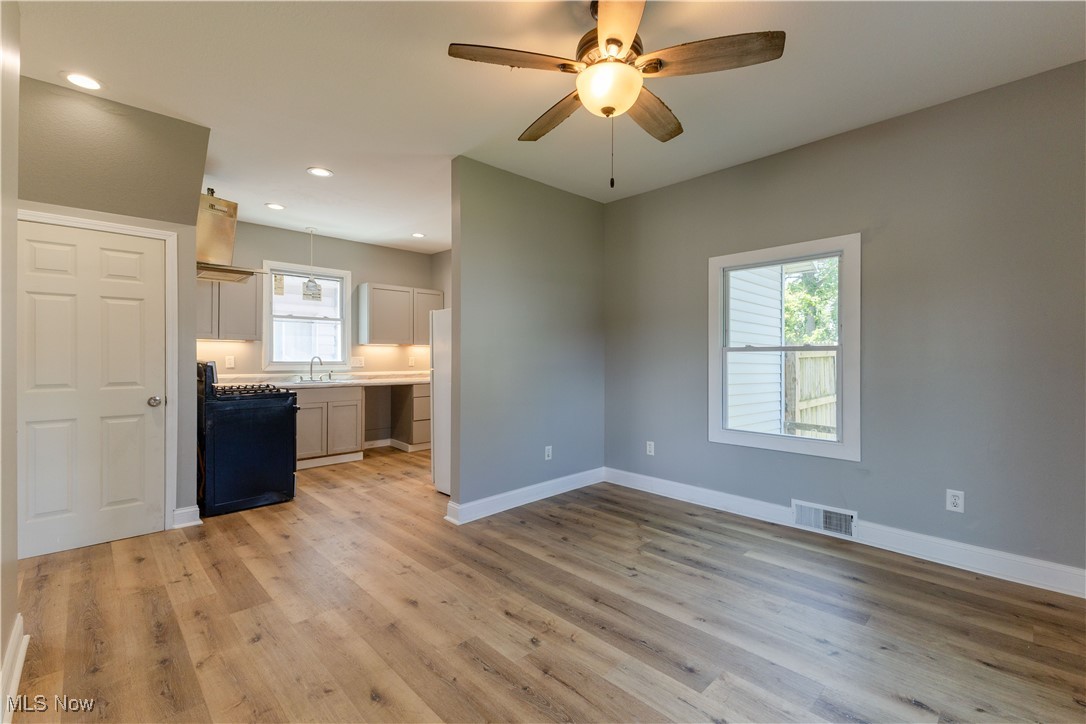 City/Youngstown - Residential