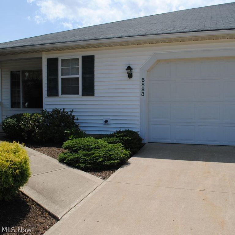 Cottages/Savannah Condos Ph 10 - Residential