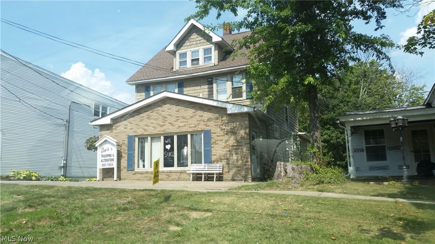 Chardon Schools. Right off the square is the 2 bedroom apartment with kitchen, 2 bedrooms and bath on the 2nd floor and living room an the 3rd floor or use one 2nd floor for a living room and have a huge 3rd floor bedroom. Owner pays gas (heat) water. sewer, & light trash pick-up & does mowing and lot plowing.  Stove and refrigerator is available for use. No laundry hook up in the unit or on site.  The parking is in the rear parking lot and you walk up along the building on the sidewalk to the most from door on the east of the building to your separate entrance. No pets and no smoking.