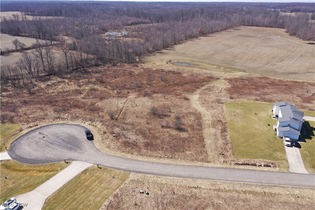 3229 Prairie Circle, Diamond, Ohio image 2