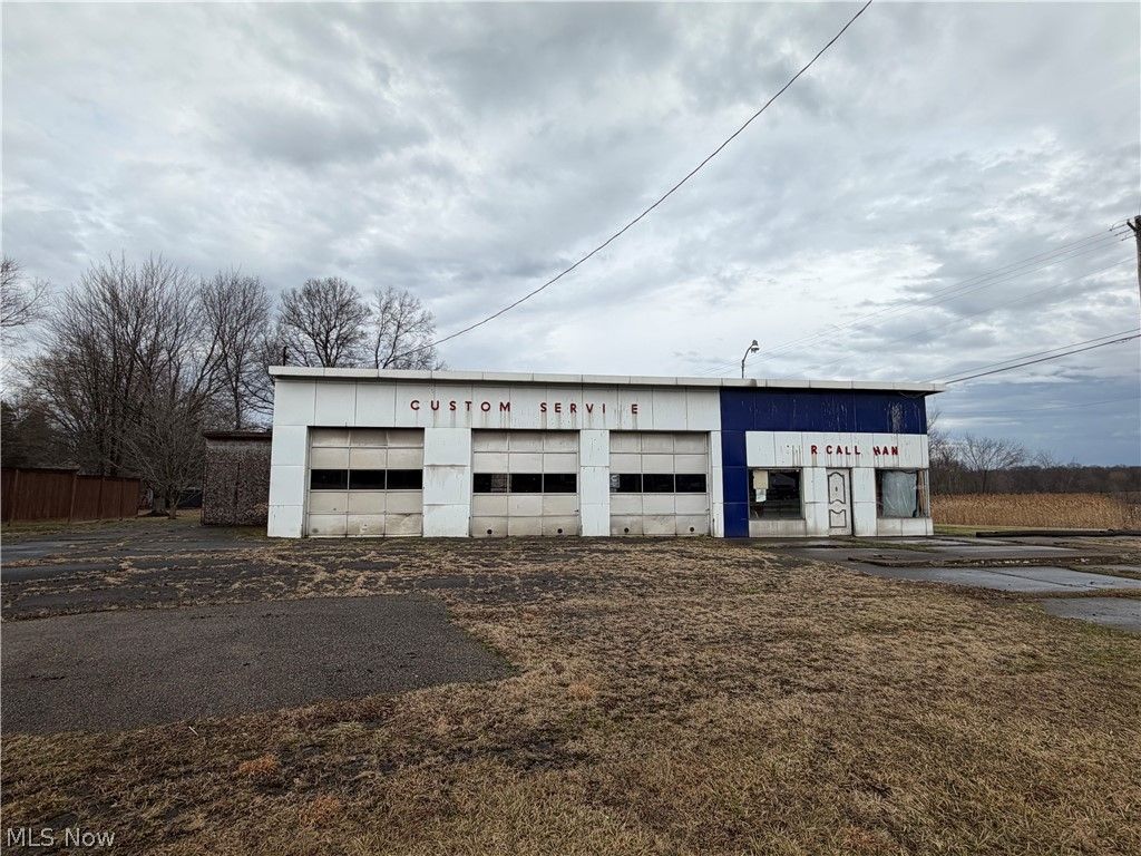 Photo of U.S. 422, Southington, OH 44481 (MLS # 5192858)