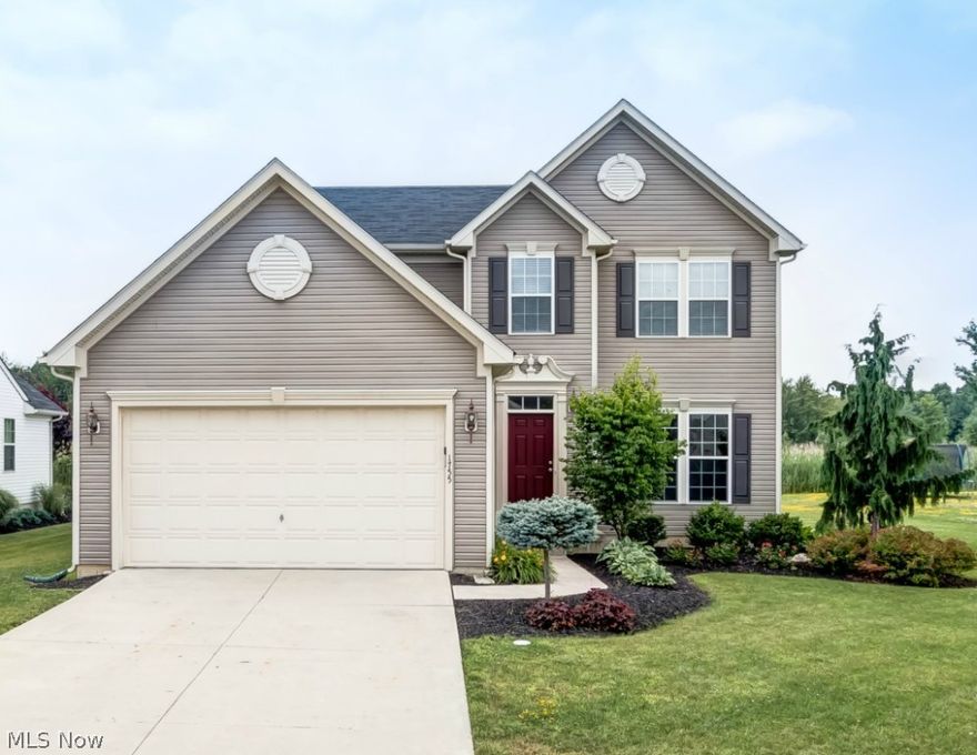 This Heisley Park Home has 4 Beds, 2 full baths/ 1 half bath and has everything you're looking for. From the moment you step into the spacious open floor plan with 9 ft. ceilings you'll feel at home, the home is fresh and welcoming with all new floorings and paint (2015). The open floor plan flows naturally with park-like views and basement rec room is large enough for all of your entertaining needs with an extra finished possible media room. The eat in kitchen boasts a large island for the chef inside and all new stainless steel appliances (2015).