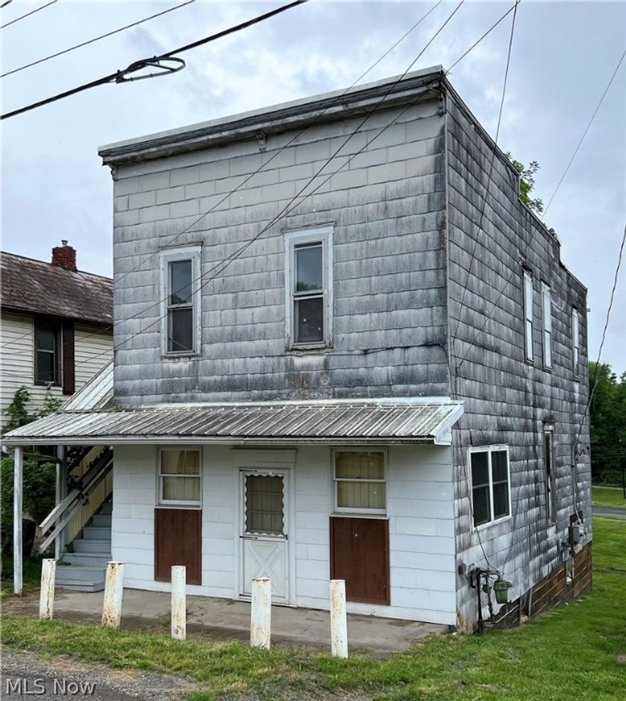 ONLINE REAL ESTATE AUCTION! TO BID VISIT: WWW.EDANDBENSCHAFER.COM - OPPORTUNITY KNOCKS w/ this Old General Store, conveniently located just minutes from town- situated on 2 lots. 2-bedroom apartment upstairs, general store downstairs… If you are looking for an investment look no further! Rent, Flip, Shop Space!  The possibilities are endless!  
There will be a 10% Buyer's Premium added to the final bid price to determine the contract price. Successful purchaser(s), will be required to deposit a $2,500 non-refundable deposit down within 24 hours of the auction's end, with the balance due within 45 days. Property sells "As-Is/Where-Is" w/ no warranties implied or expressed. Property sells w/ no contingencies, financing or otherwise. Secure Title will handle the closing.