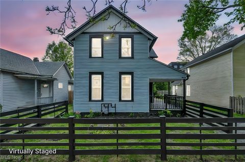 1812 Brevier Avenue Cleveland OH 44113