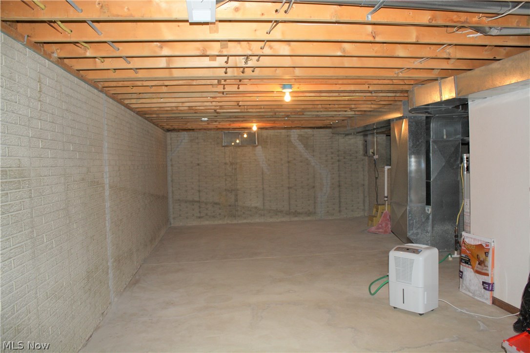 Villas/Highland Park Condo - Residential