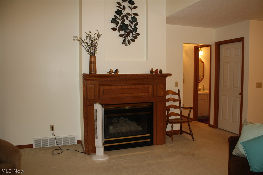 Villas/Highland Park Condo - Residential