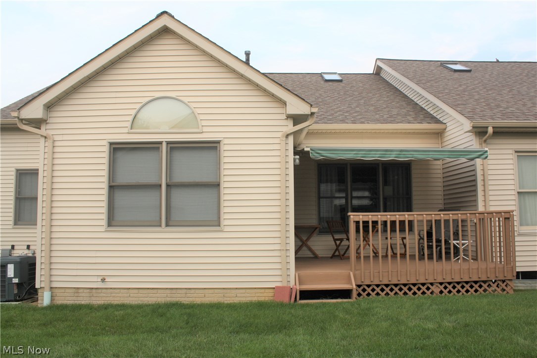 Villas/Highland Park Condo - Residential