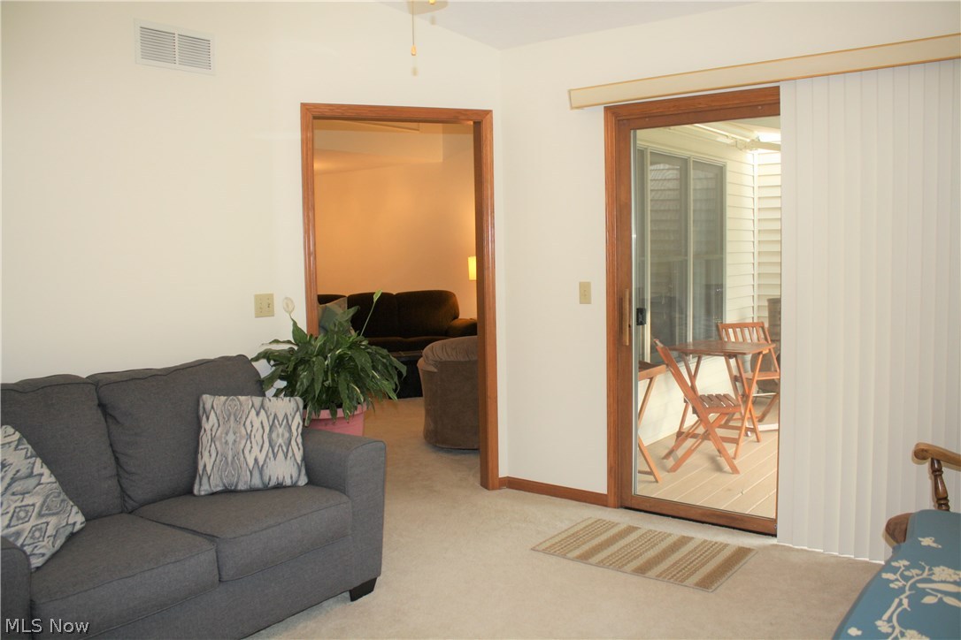 Villas/Highland Park Condo - Residential