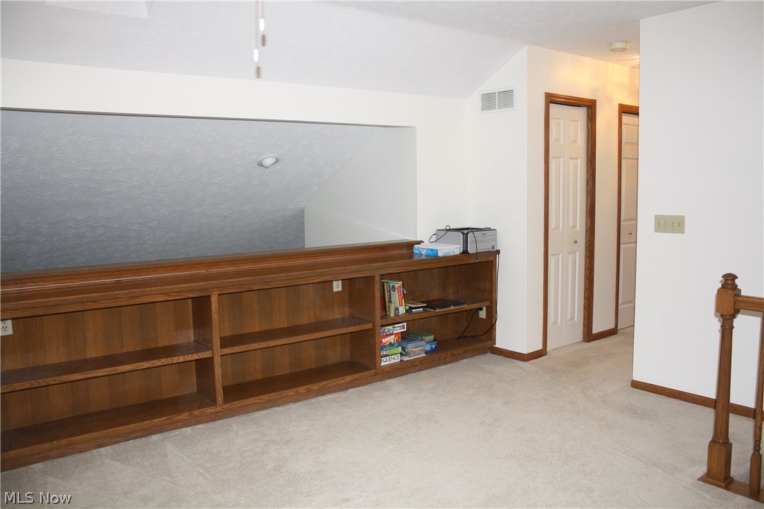 Villas/Highland Park Condo - Residential