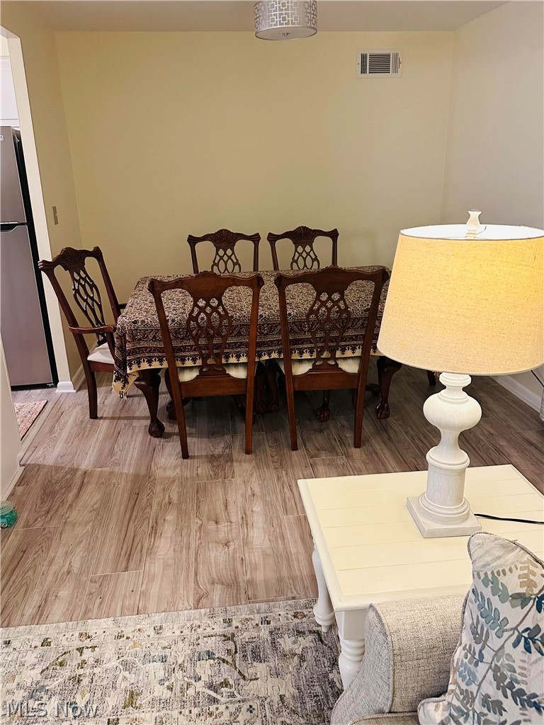Golden Oaks Condo - Residential