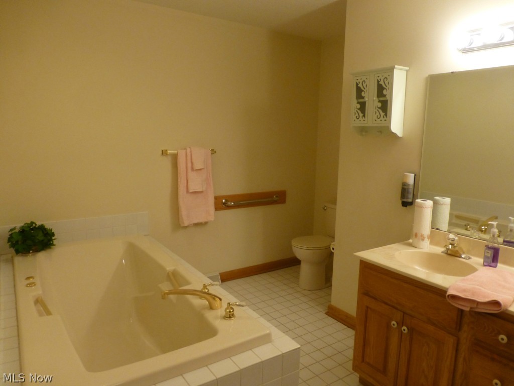 Montgomery Village Condo - Residential