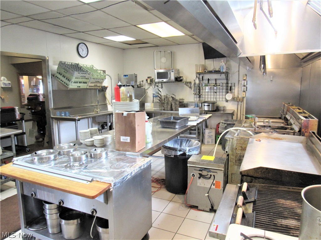 Village/Strasburg - Commercial Sale