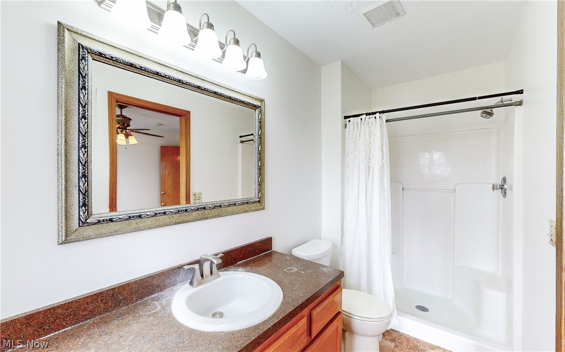 Larken Lakes - Residential