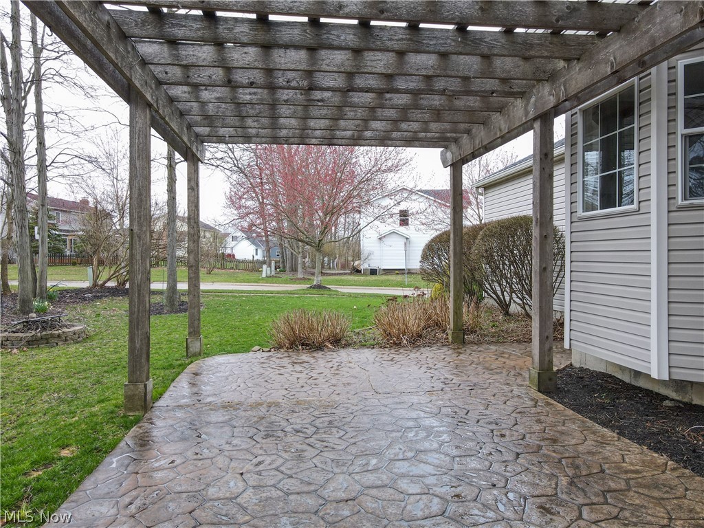 Larken Lakes - Residential