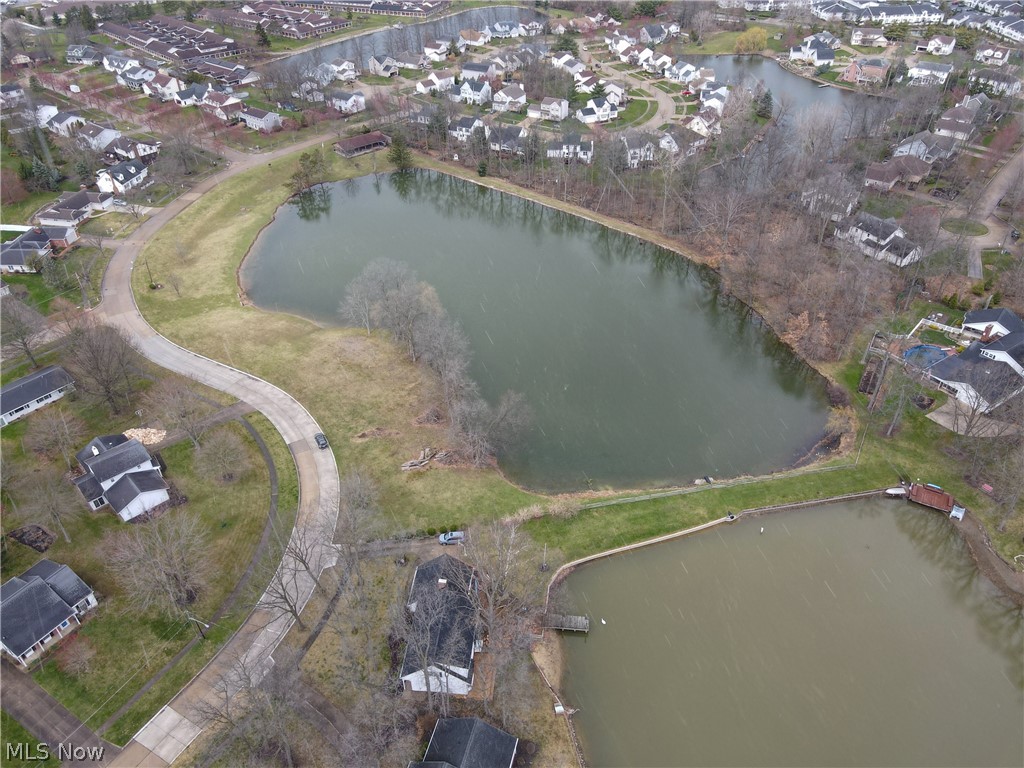 Larken Lakes - Residential