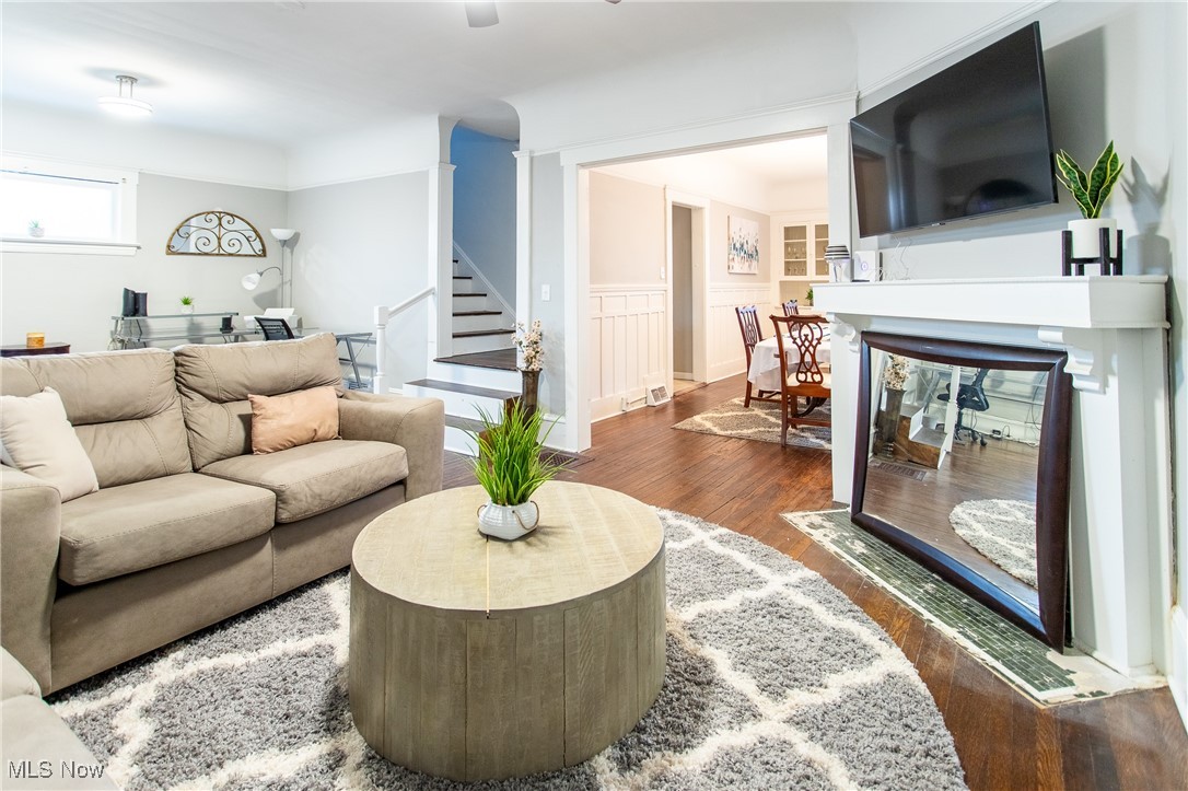 Cleveland, Ohio 44106, United States, 5 Bedrooms Bedrooms, ,2 BathroomsBathrooms,Residential,Active,99643