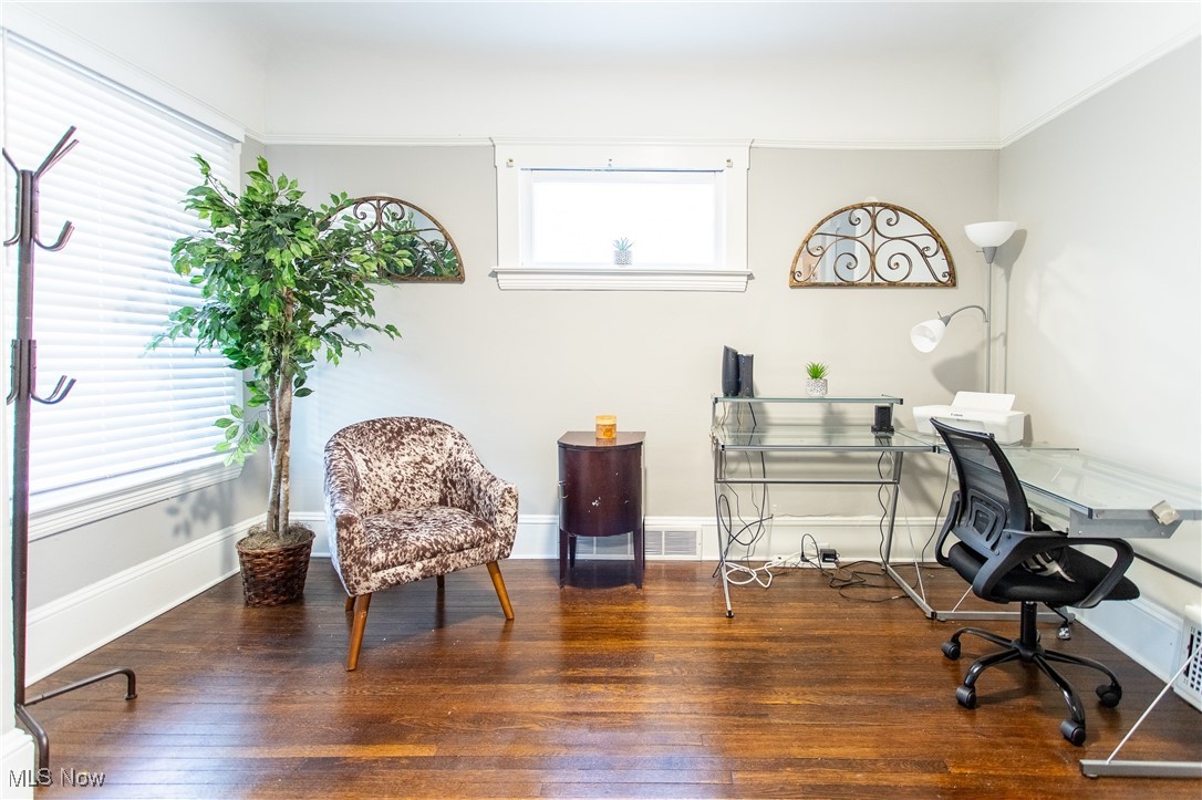 Cleveland, Ohio 44106, United States, 5 Bedrooms Bedrooms, ,2 BathroomsBathrooms,Residential,Active,99643