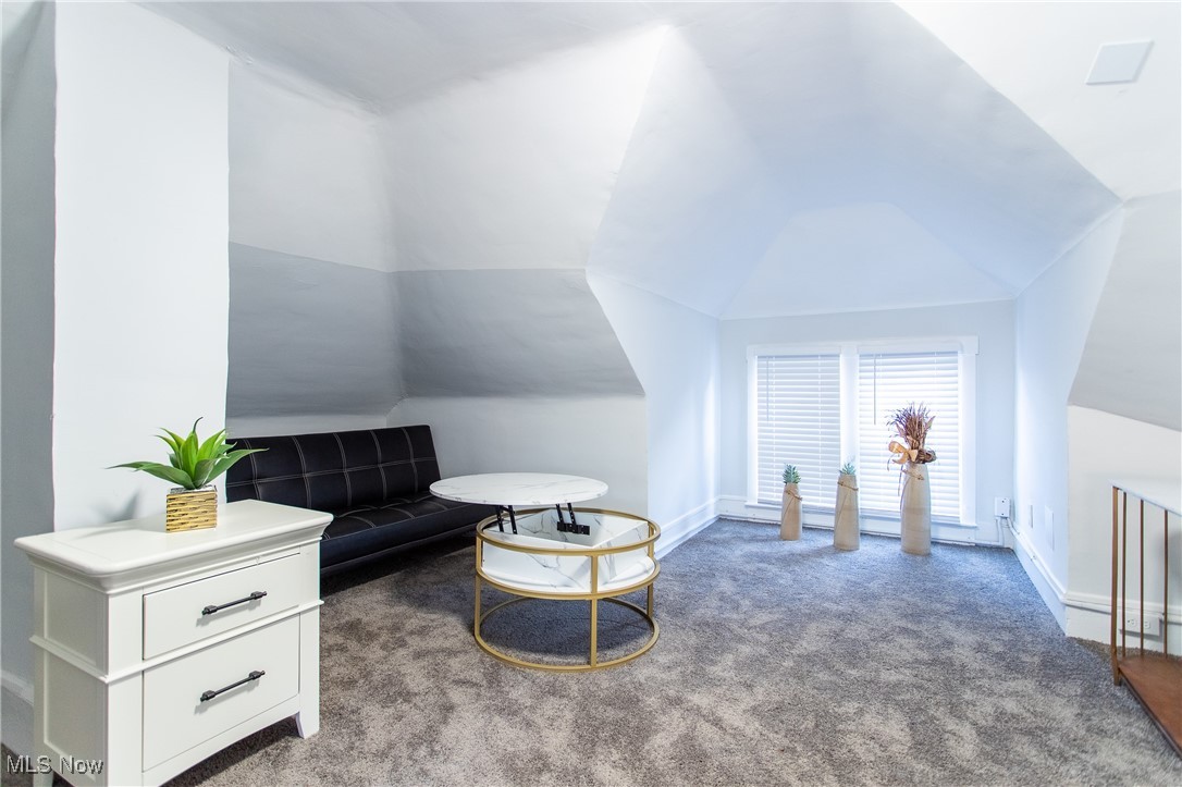 Cleveland, Ohio 44106, United States, 5 Bedrooms Bedrooms, ,2 BathroomsBathrooms,Residential,Active,99643