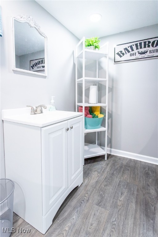 Cleveland, Ohio 44106, United States, 5 Bedrooms Bedrooms, ,2 BathroomsBathrooms,Residential,Active,99643