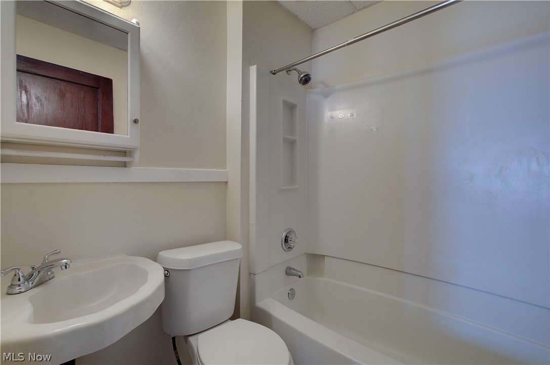 H C Fords - Residential Income