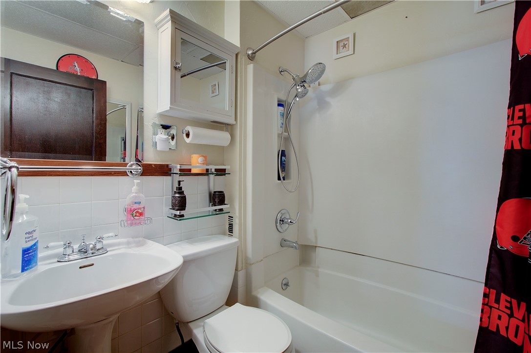 H C Fords - Residential Income