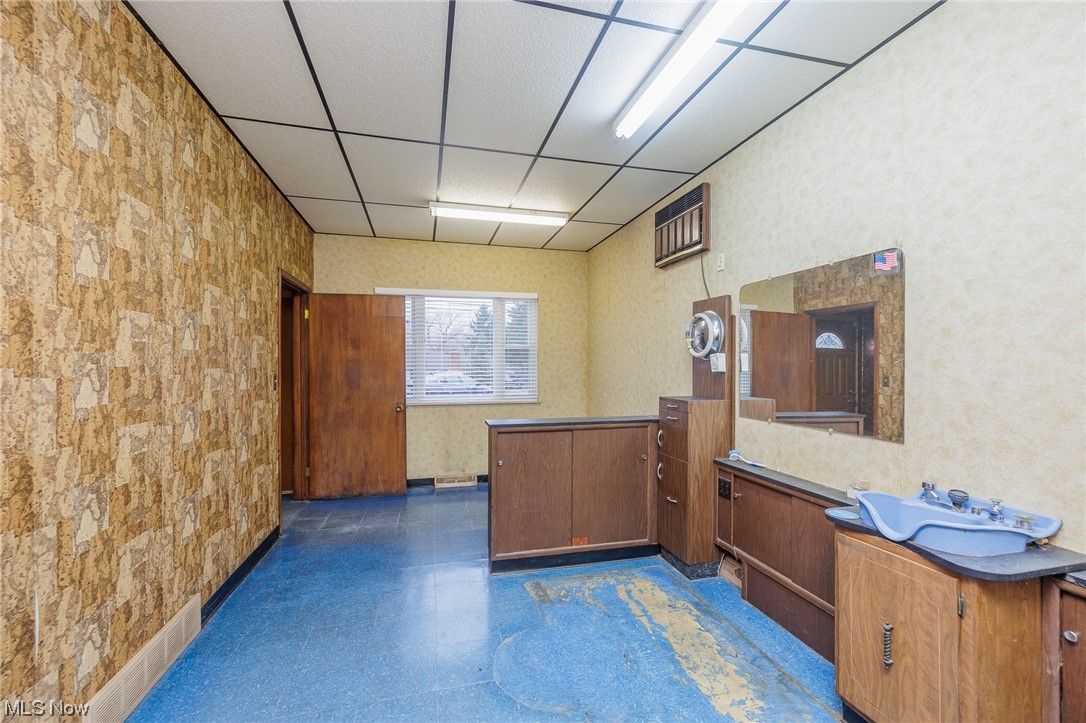 Royalton Sec 11 - Commercial Sale