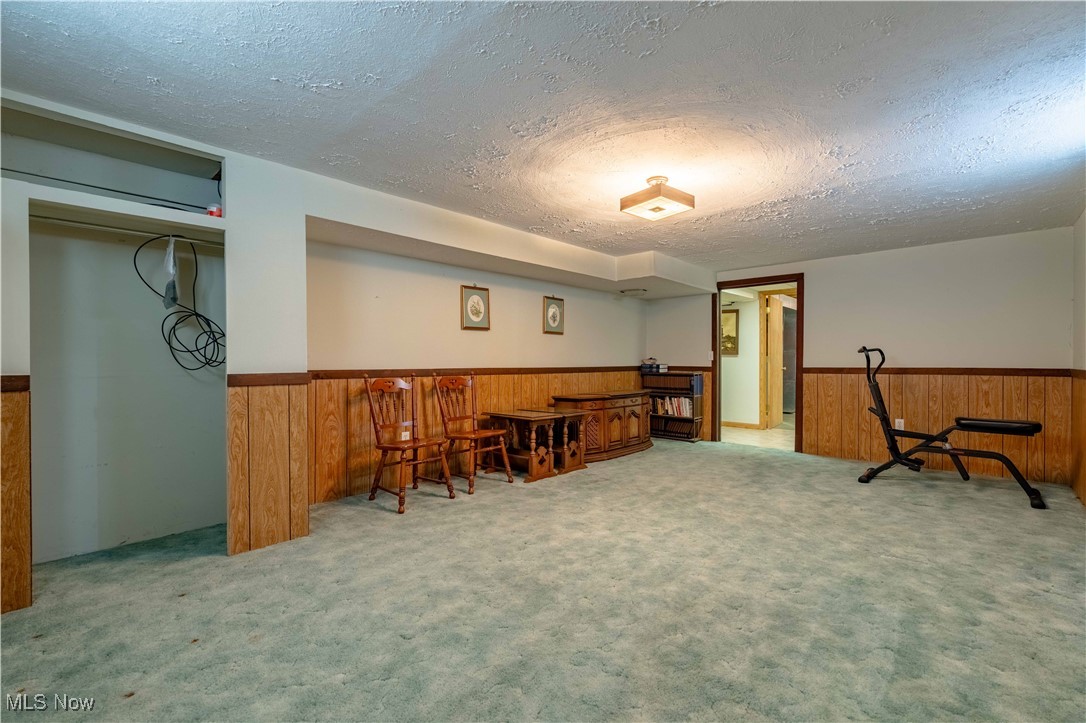 401 9th Street, North Canton, Ohio image 24