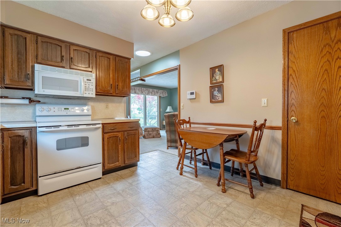 401 9th Street, North Canton, Ohio image 10