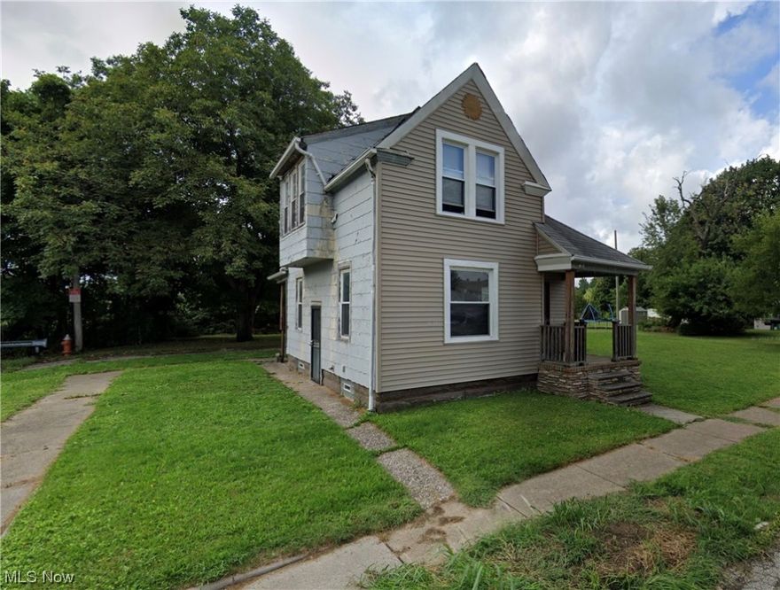 Vacant house. Very close to being turnkey. Perfect for cash or Section 8 investors. Email agent for market rent roll & video tour along with complete turnover rehab info, investment analysis, drone footage, information on the mechanical systems of the building & Cleveland's landlord lead laws. Local & out of state investors welcome!