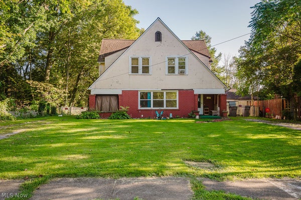 425 FAIRGREEN AVE, YOUNGSTOWN, OH 44504 - Image 9e9a0fcbe40c43eb2aa529e3790e9e07/2970532436