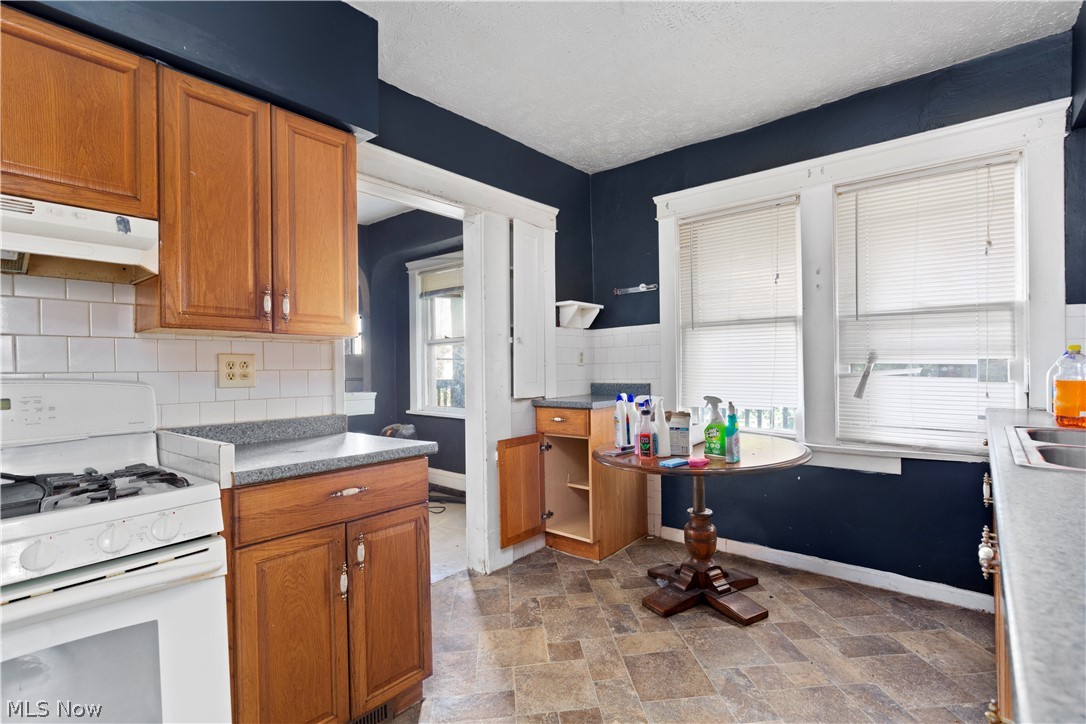 Dobsha Pro - Residential Income