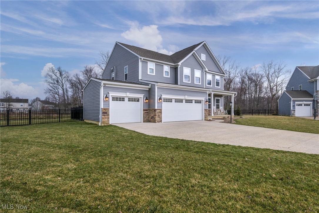 9002 Winfield Lane, North Ridgeville, Ohio image 3