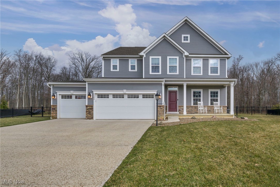 9002 Winfield Lane, North Ridgeville, Ohio image 2