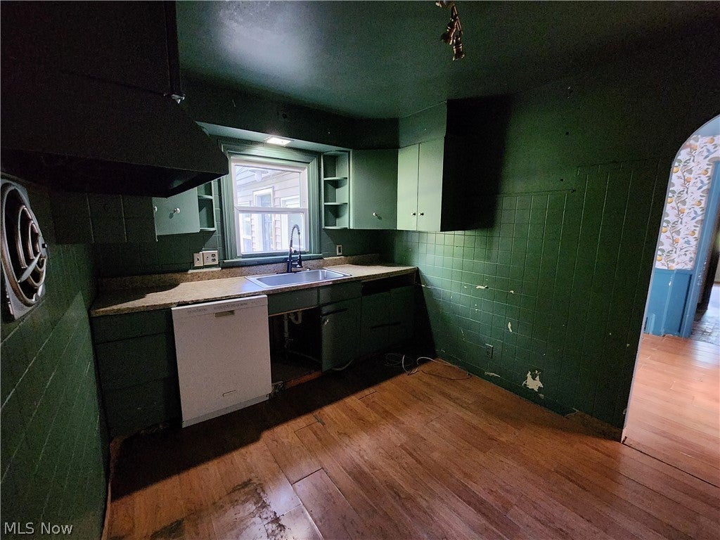 801 Kenilworth Avenue NE