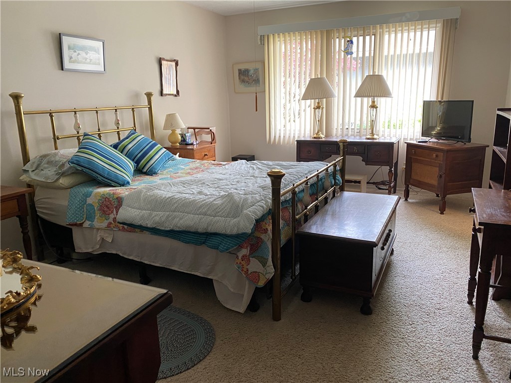 17172 Valley Creek Drive, Strongsville, Ohio image 15