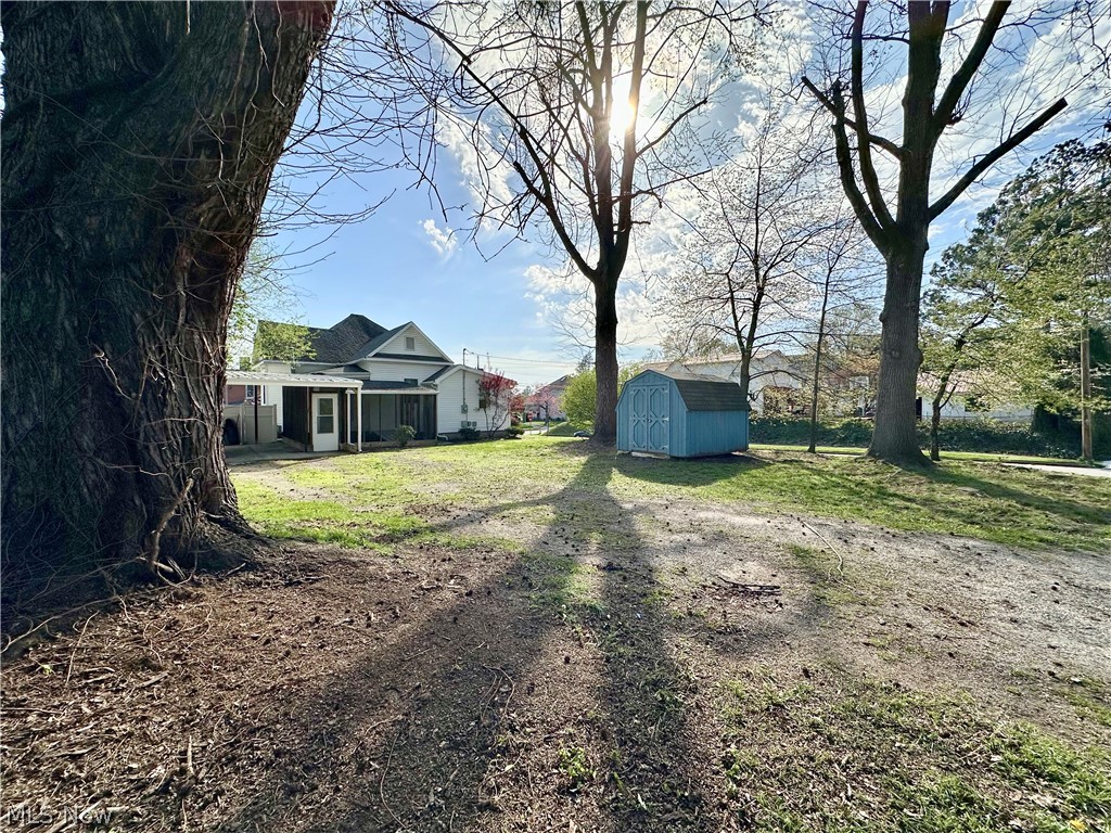 J W Dils Heirs Adn - Residential