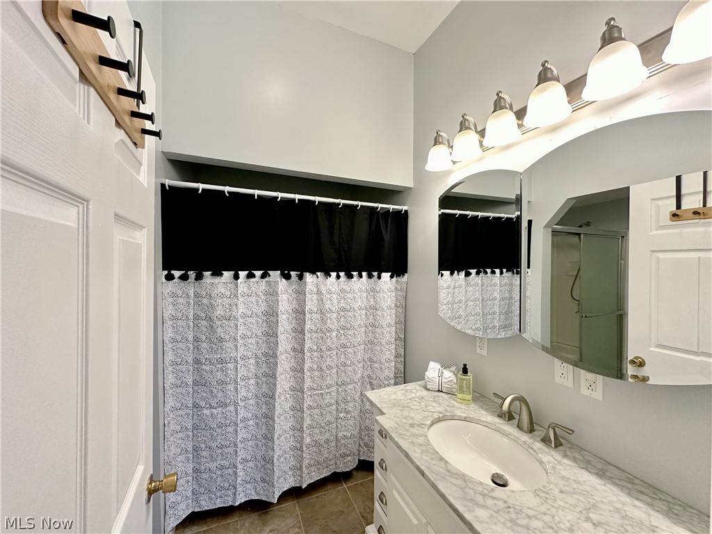 J W Dils Heirs Adn - Residential