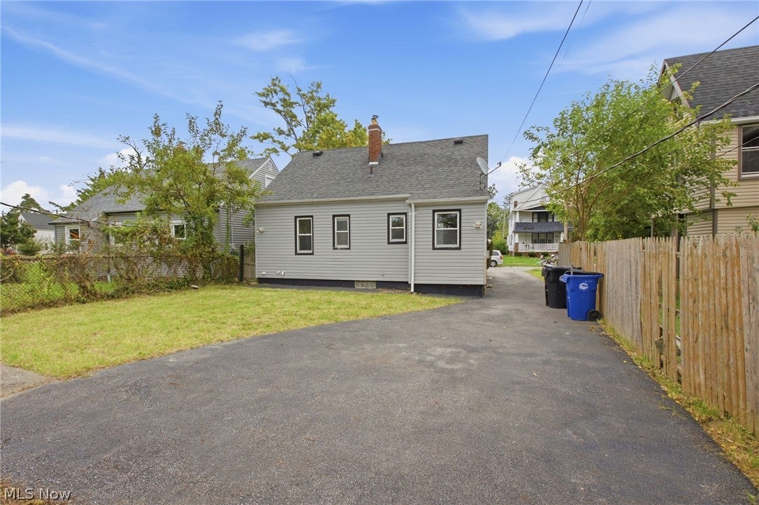 892 E 139th Street