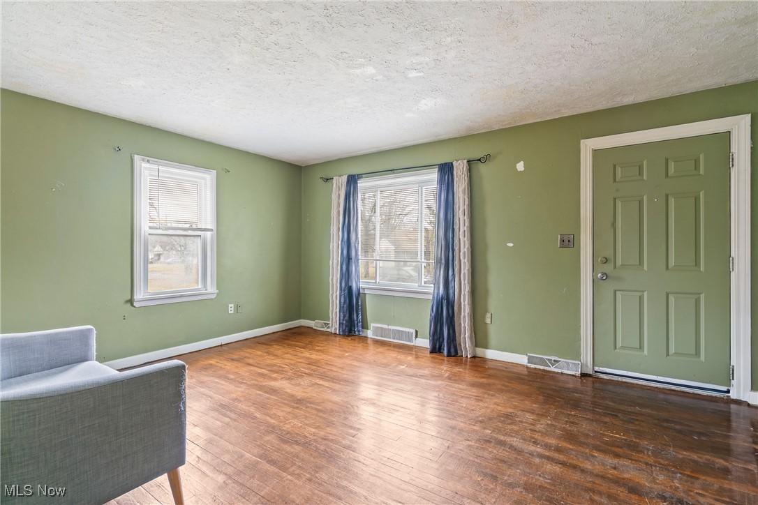 237 N Main Street, Youngstown, Ohio image 3