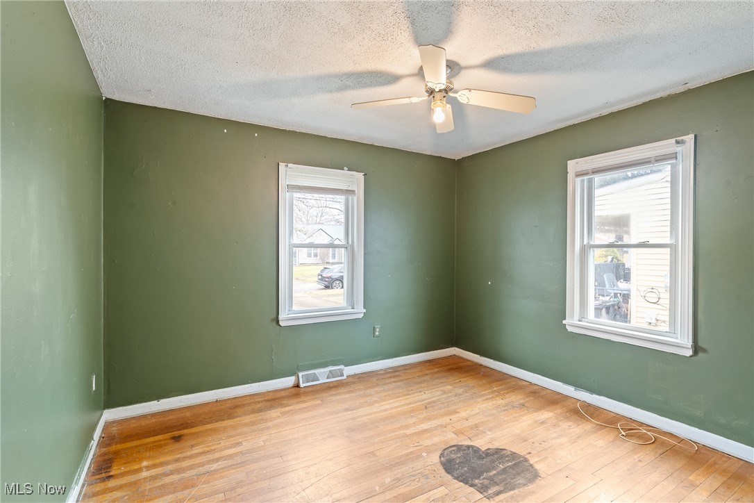237 N Main Street, Youngstown, Ohio image 6