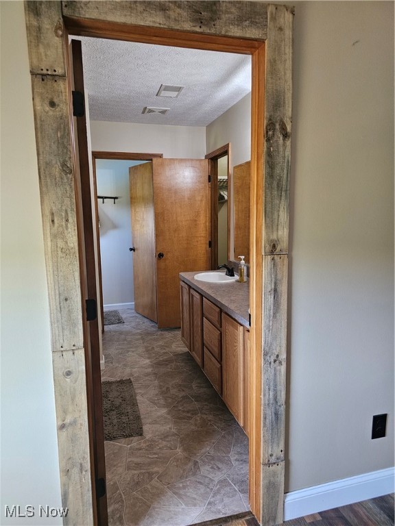 13917 Mason Road, Vermilion, Ohio image 45