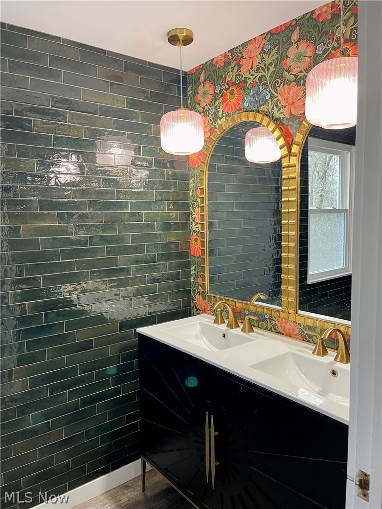 F J Hatmans Westbridge 04 - Residential