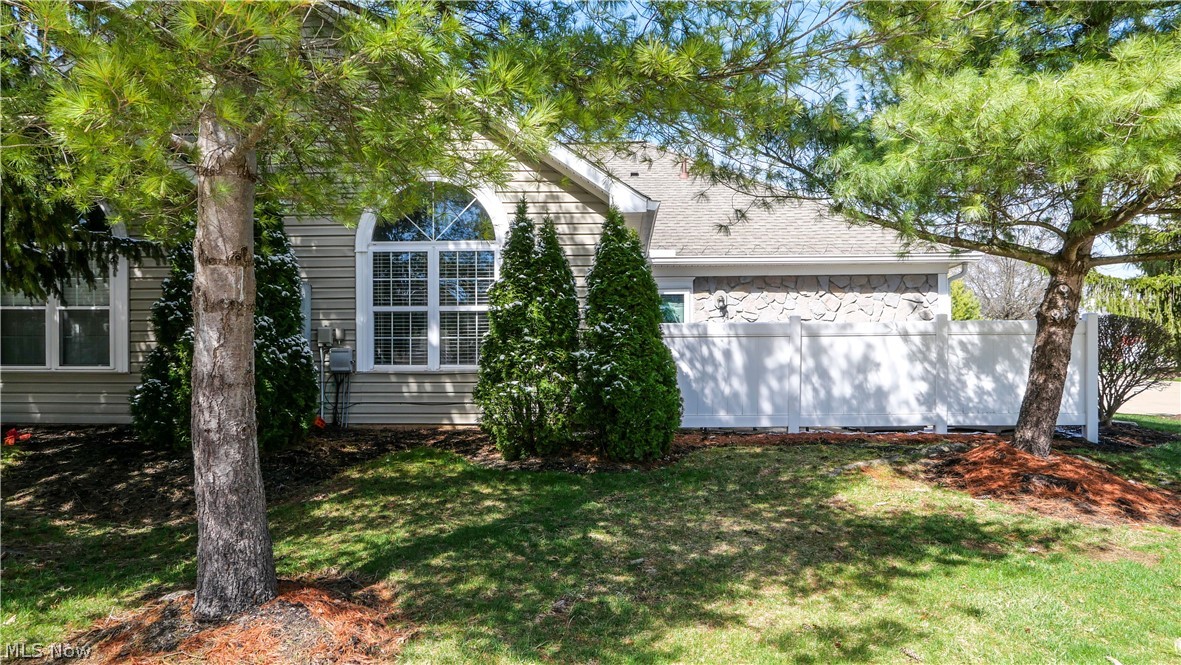 Villas At Eaton Estate Sub - Residential