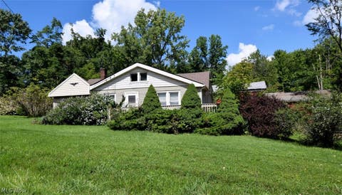 Photo of 115 E Boston Mills Road, Hudson, OH 44236 (MLS # 5237505)
