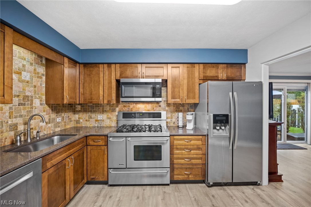 Gates Mills Blvd Estates - Residential