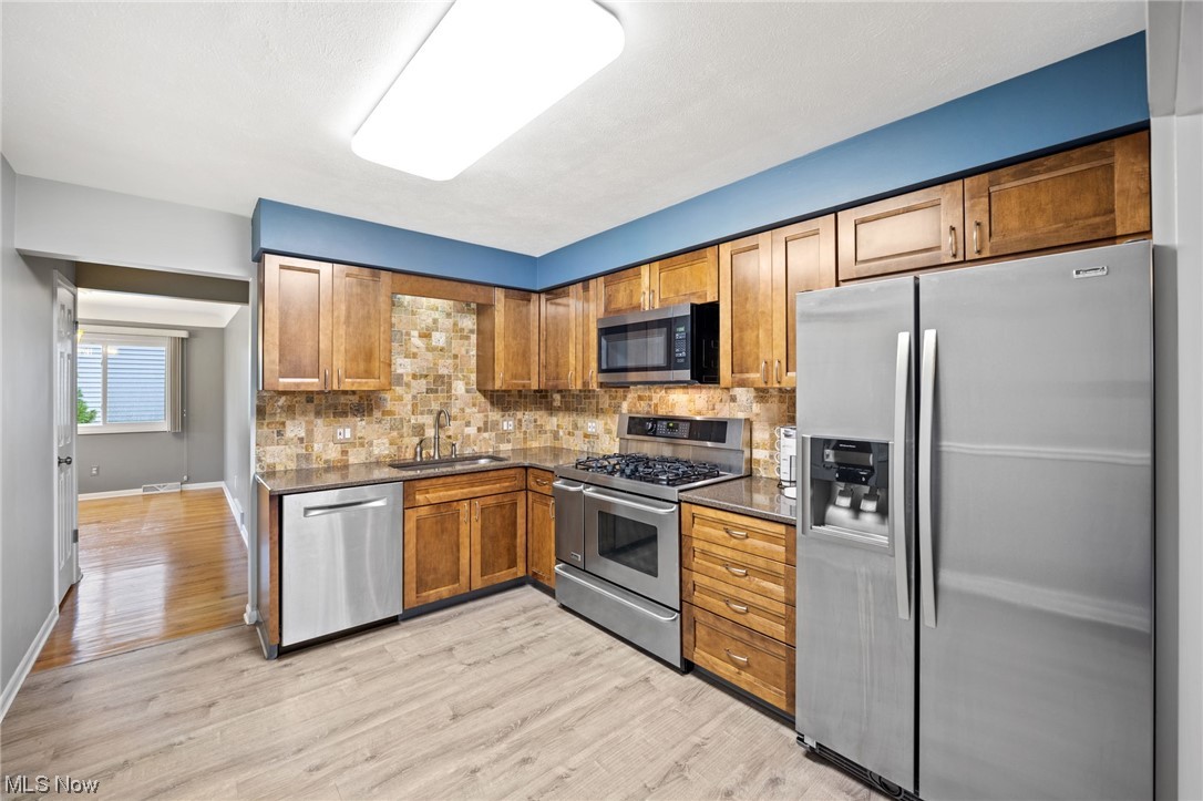 Gates Mills Blvd Estates - Residential